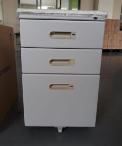 mobile pedestal